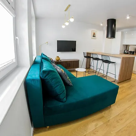 Apartamenty Parkowa 9 Lesko Exterior foto